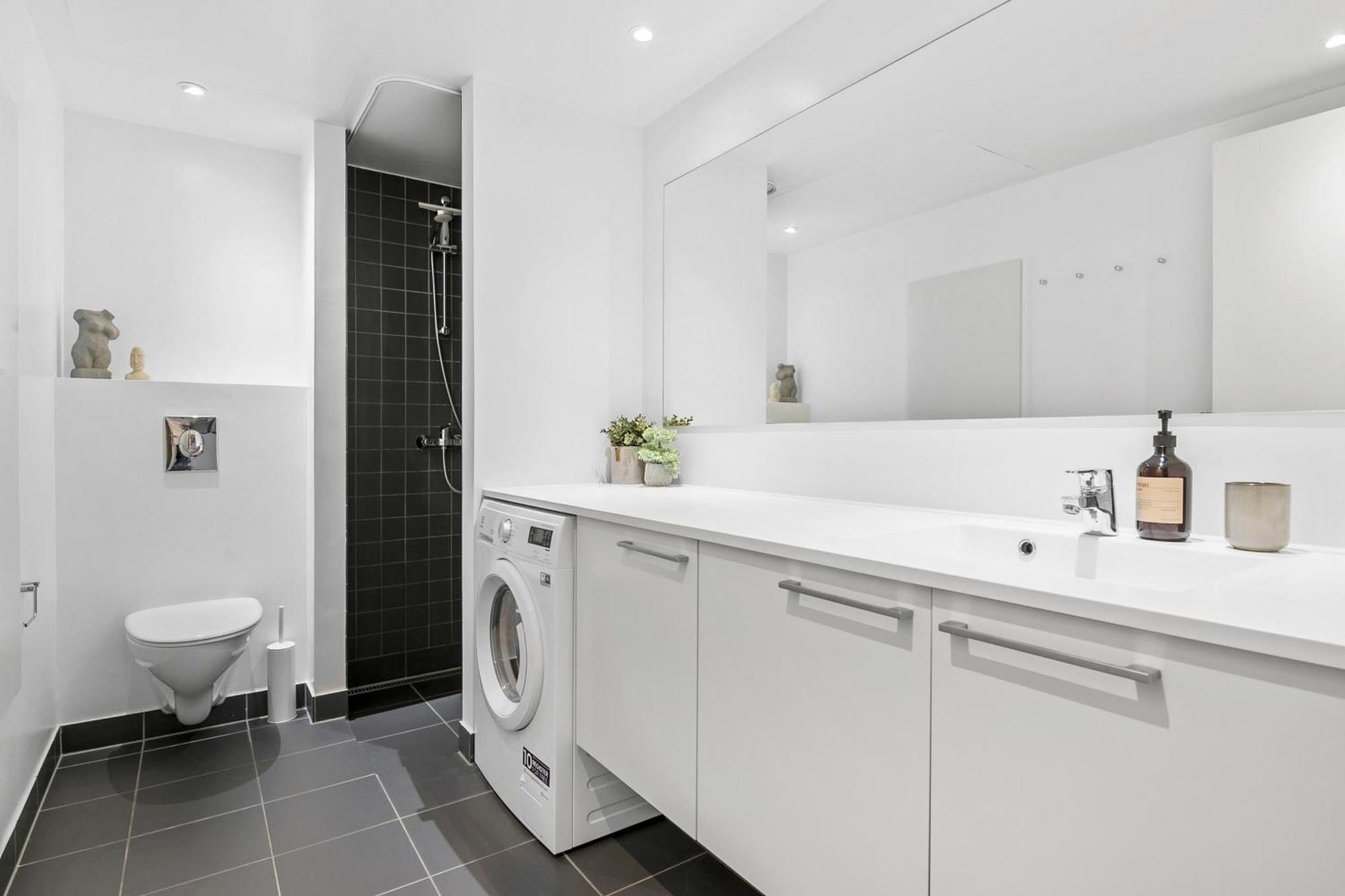 Urban Retreat In The Calmest Neighborhood Apartment Aarhus